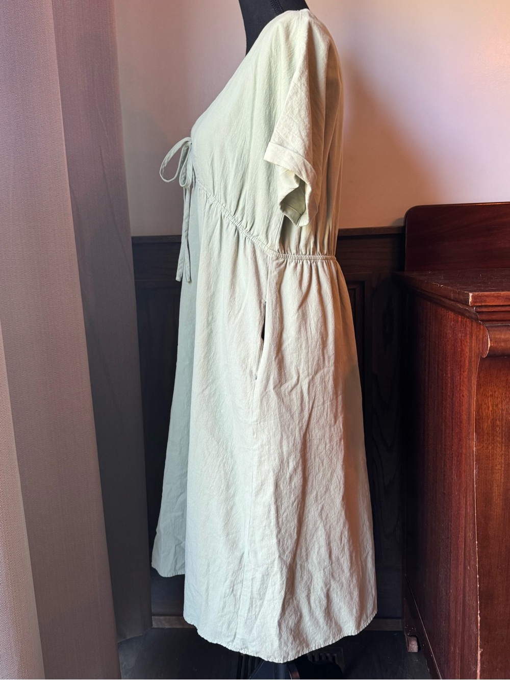 Light Sage Tie-Front Midi Dress large - Picture 3 of 7